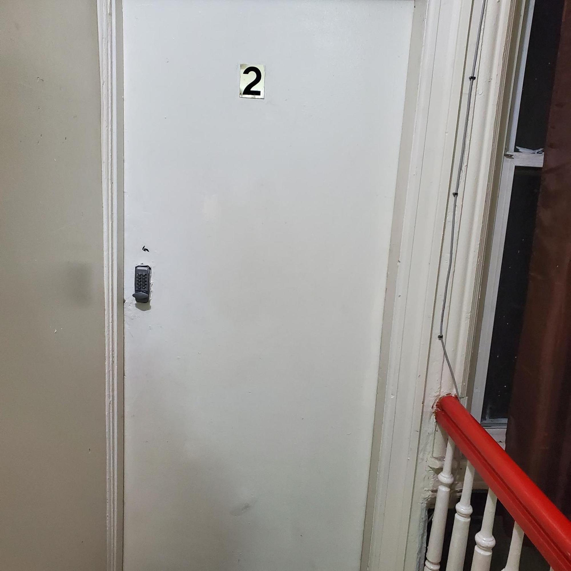 Pangsapuri And One Bedroom *