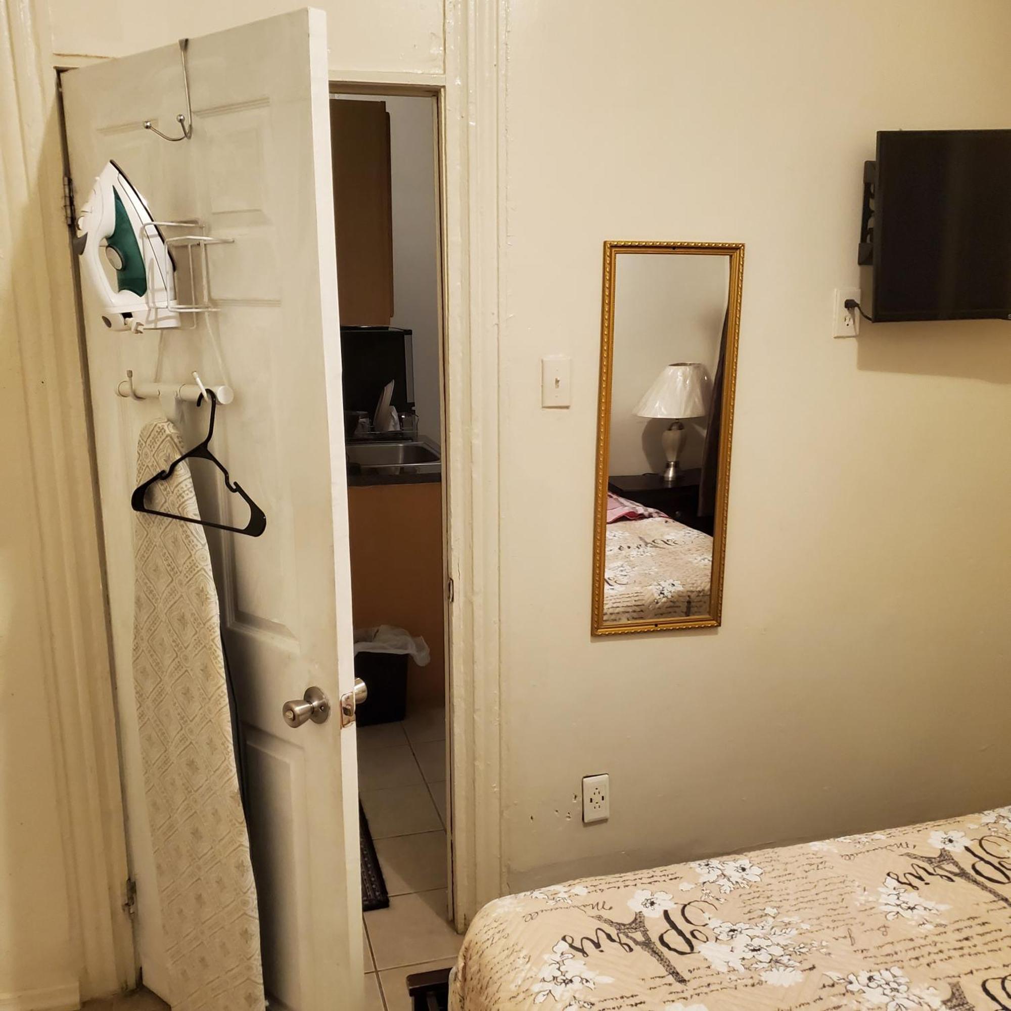 And One Bedroom Pangsapuri New York